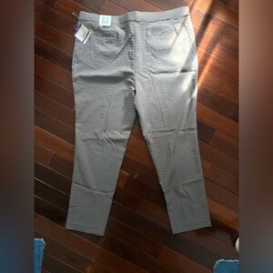 Anne Klein Men's Black and White Checkered Chinos